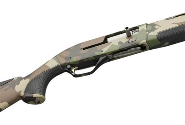 Browning 011765205 Maxus II  12 Gauge 3.5 4+1 26″  Woodland Camo  Synthetic Furniture with Overmolded Grip Panels  Fiber Optic Sight”