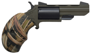 Colt Mfg PYTHONSP2WCTS Python  357 Mag/38 Special 6 Shot 2.50″ Stainless Recessed Target/Vent Rib Barrel  Stainless Cylinder & Frame  Walnut w/Colt Medallion Grip