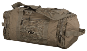 Drake Waterfowl DB36510062 Duffle Bag (Medium) Mossy Oak Bottomland Polyester 3 Exterior Pockets Adj. Shoulder Strap