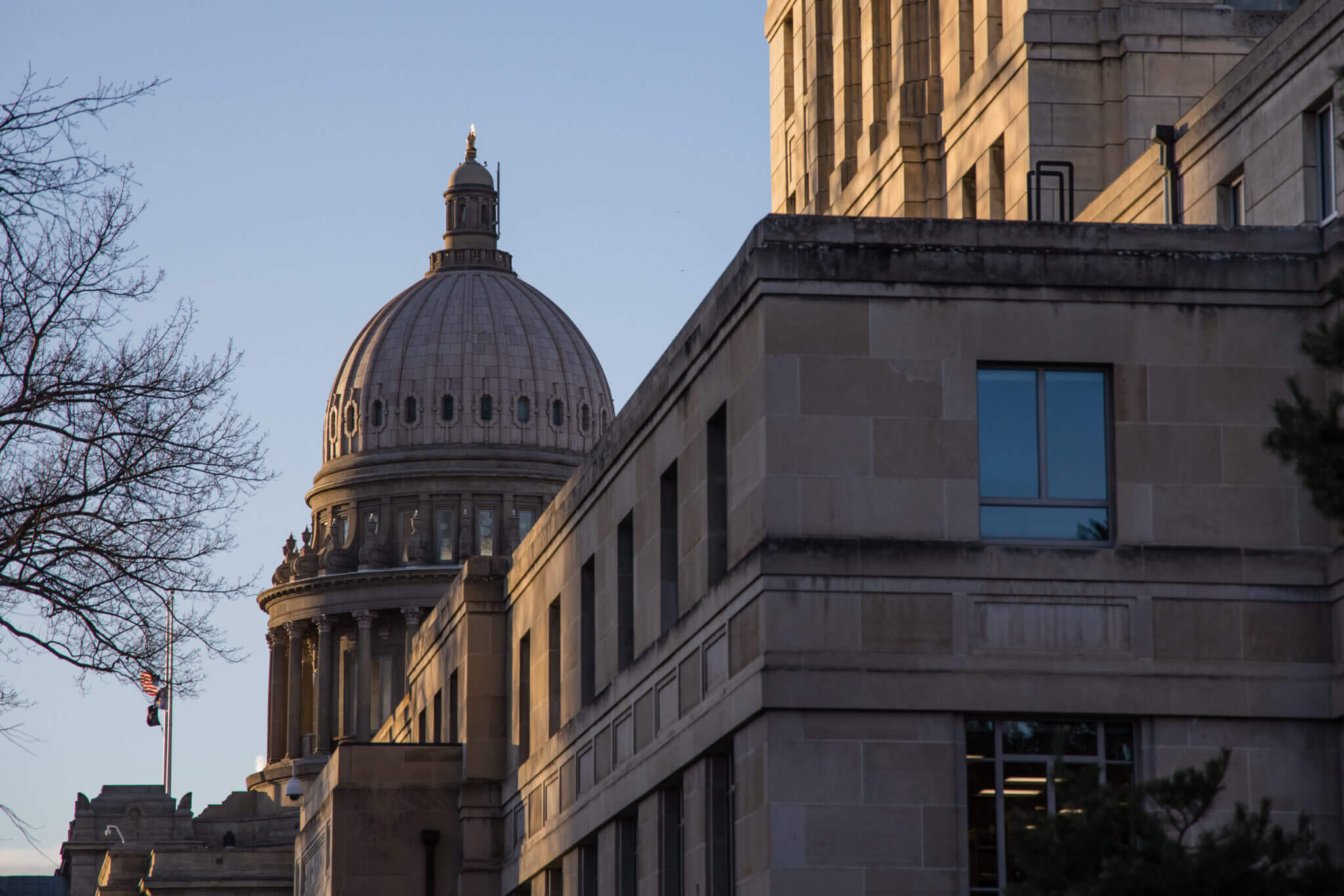 Idaho House representatives voting overwhelmingly in favor of HB 621 to expand concealed carry rights